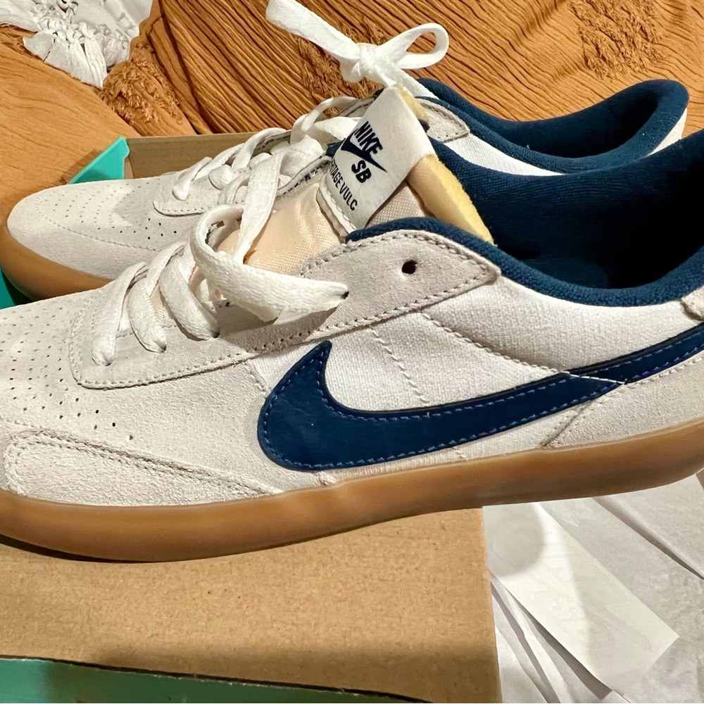 COPY - Nike heritage man sneakers size 9